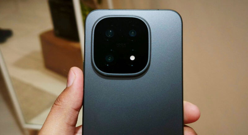 Iqoo 15 camera setup