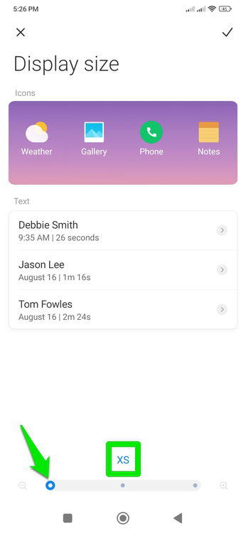 Display Size adjustment slider showing XS size
