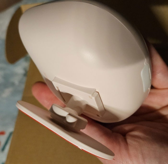 Camera on adjustable mount.