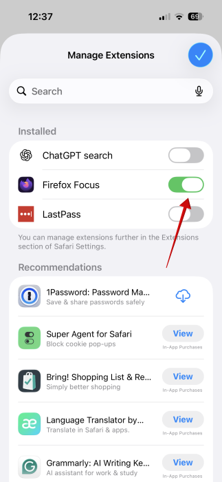 Toggling on Firefox Focus extension from Safari settings. 